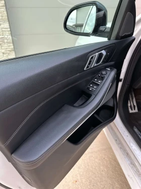 BMW X5 xDrive40i M SPORT/ПАНОРАМА/ПОДГРЕВИ/360/АМБИЕНТНО , снимка 11