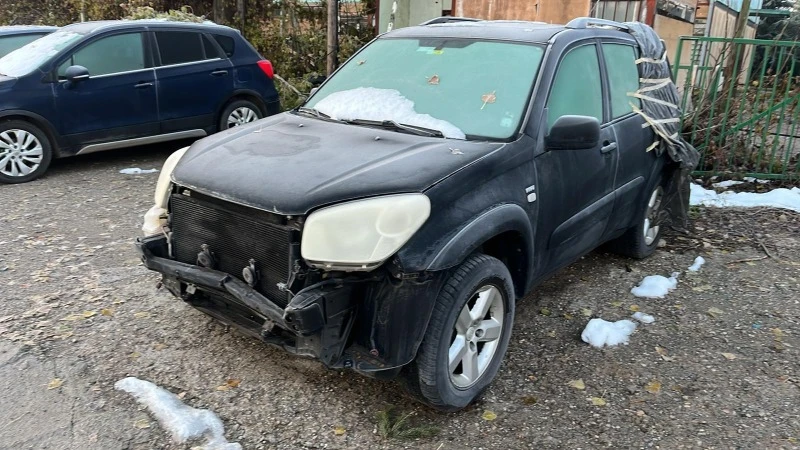 Toyota Rav4 2000, снимка 1 - Автомобили и джипове - 47139122