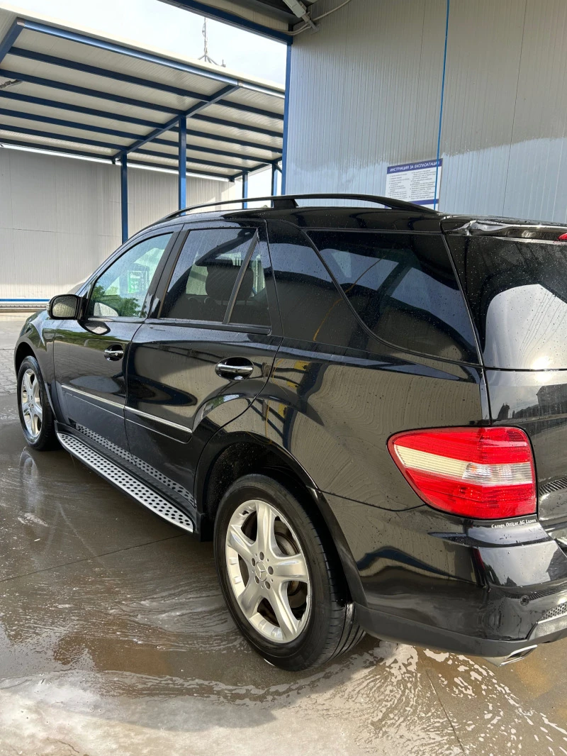 Mercedes-Benz ML 320, снимка 3 - Автомобили и джипове - 46950213