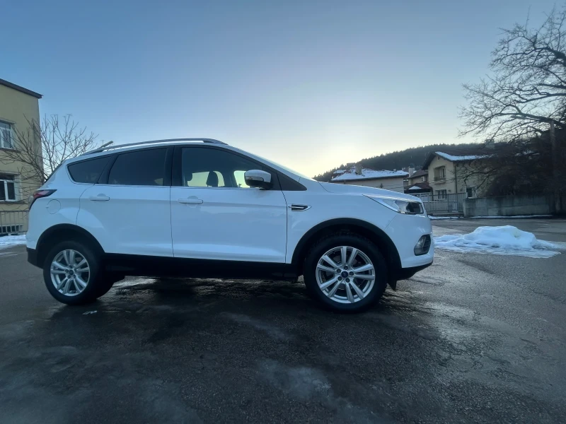 Ford Kuga 1.5 EcoBoost, снимка 15 - Автомобили и джипове - 48731042