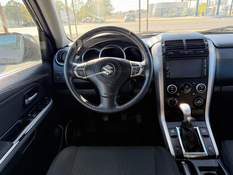 Suzuki Grand vitara 2.4i 4x4, снимка 8 - Автомобили и джипове - 51805647