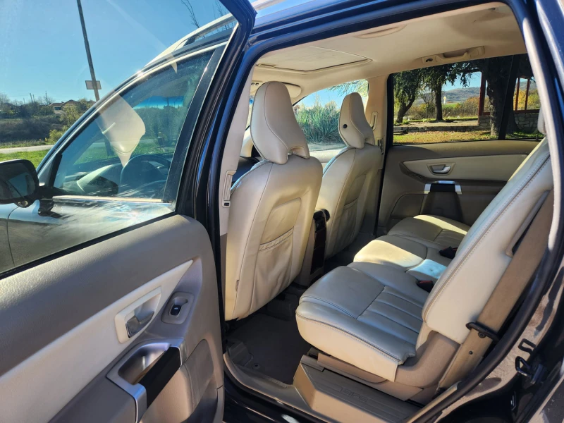 Volvo Xc90 AWD PREMIER PLUS, снимка 10 - Автомобили и джипове - 52435584