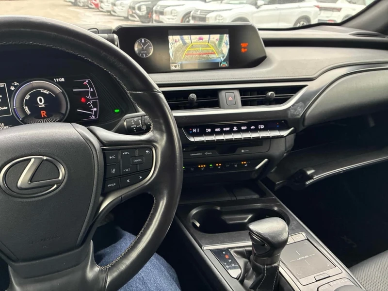 Lexus UX * 250h * CARFAX * БЕЗ ПЪРВОНАЧАЛНА ВНОСКА, снимка 9 - Автомобили и джипове - 52737069