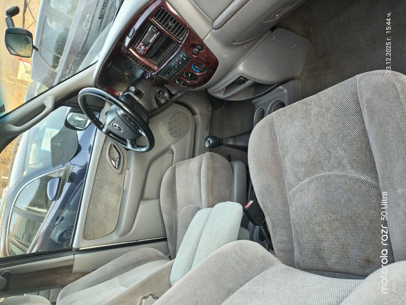 Mazda Tribute 2.0i 4+ 4 klimatik 124 k.c., снимка 16 - Автомобили и джипове - 52875953