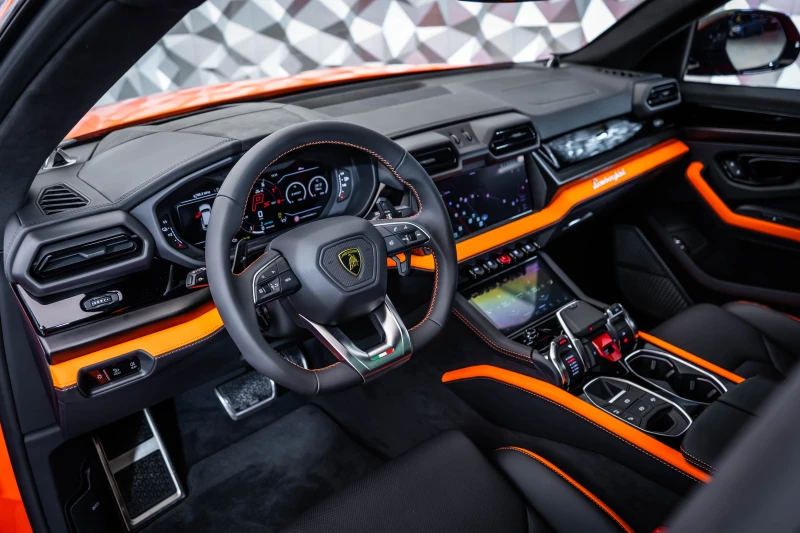 Lamborghini Urus SE Arancio Apodis, снимка 8 - Автомобили и джипове - 53010539