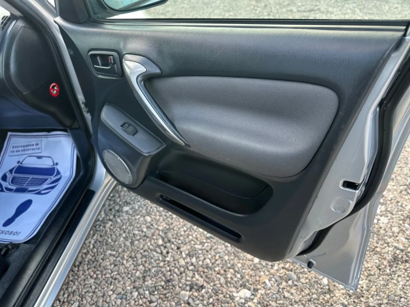 Toyota Rav4 2.0 D4d * ITALY, снимка 13 - Автомобили и джипове - 53408363