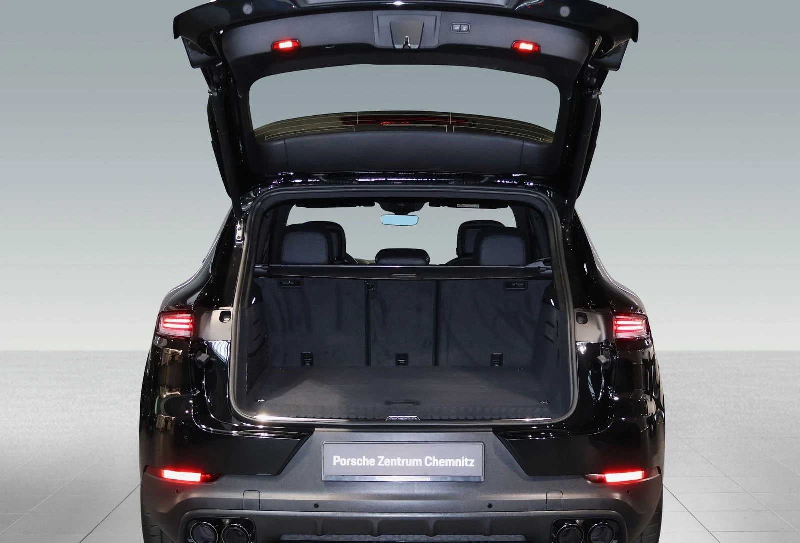 Porsche Cayenne E-Hybrid - изображение 7
