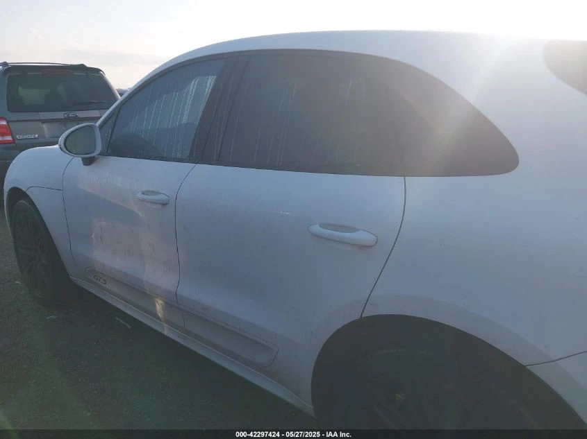 Porsche Macan 3.0L V-6 DI, DOHC, VVT, TURBO, 360HP All Wheel - изображение 6