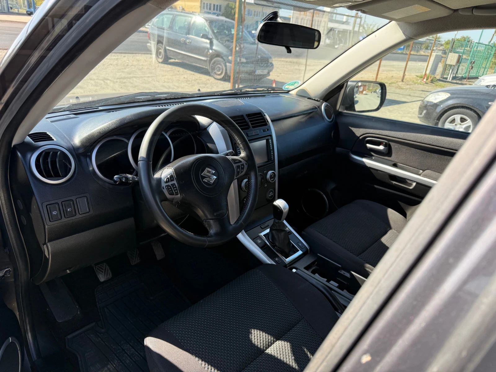 Suzuki Grand vitara 2.4 - изображение 9