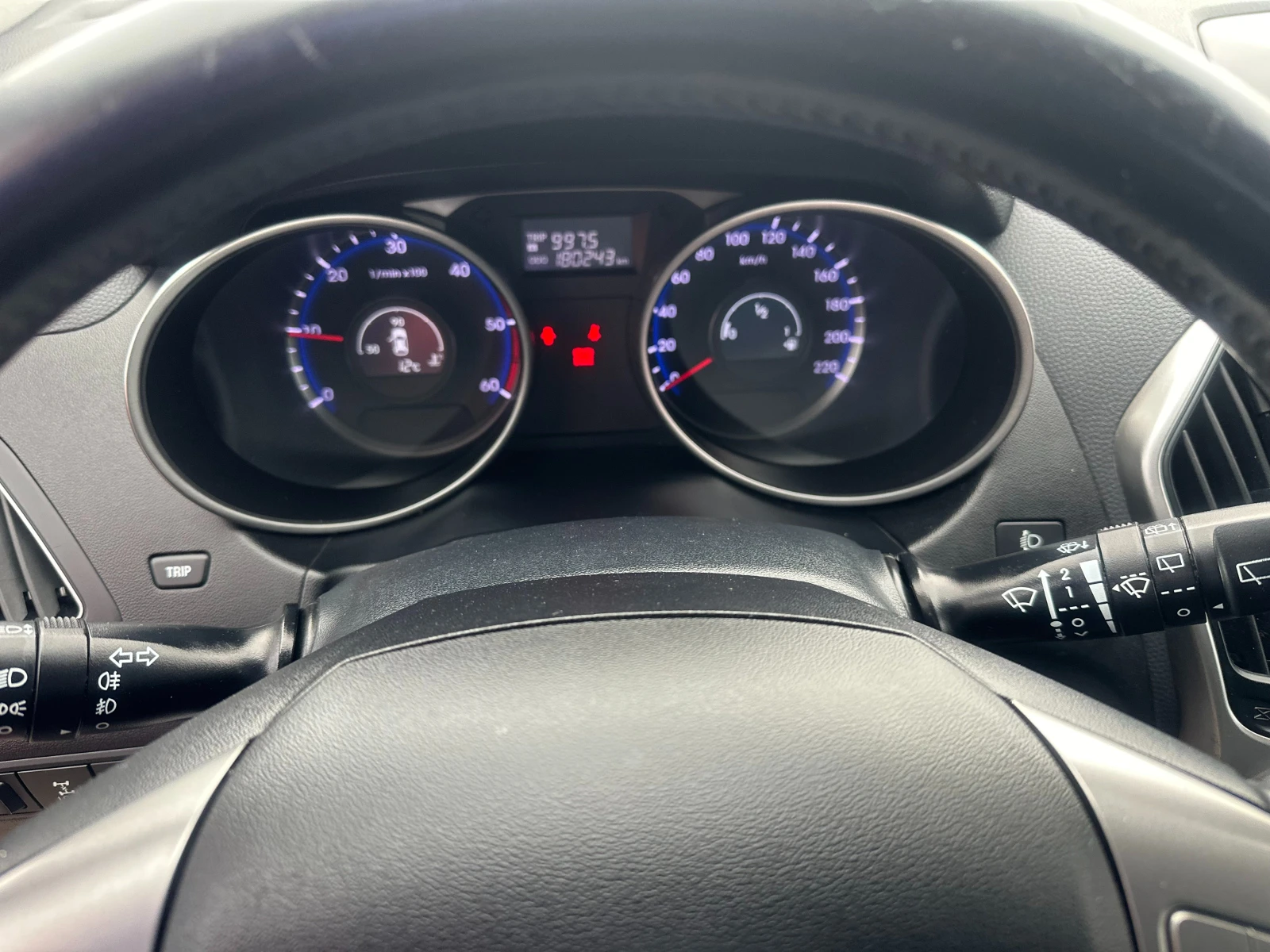 Hyundai IX35 2.0 CRDI 4X4 | Mobile.bg   12