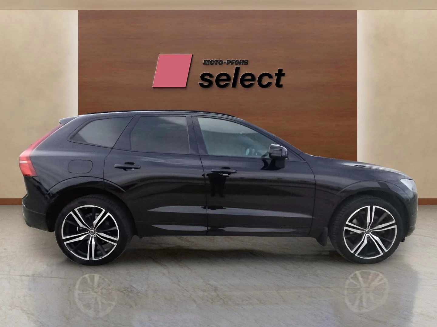 Volvo XC60 2.0 B5 - изображение 4