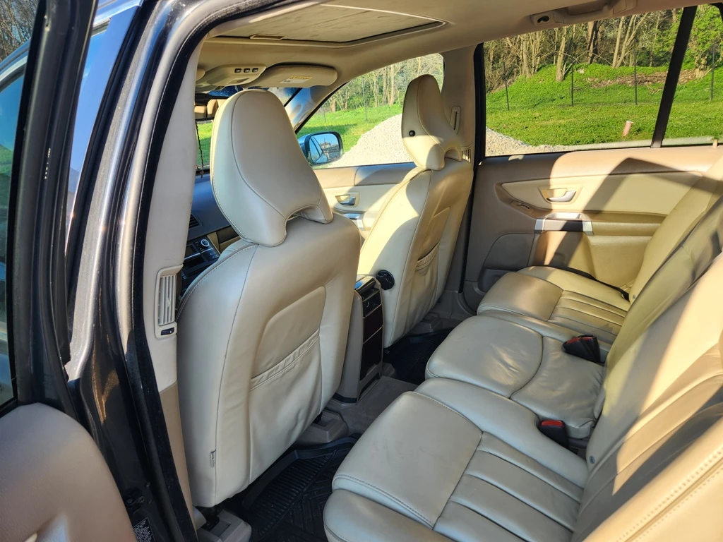 Volvo Xc90 AWD PREMIER PLUS, снимка 14 - Автомобили и джипове - 52808936