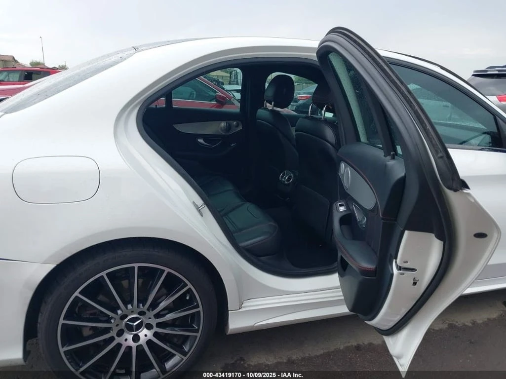 Mercedes-Benz C 43 AMG * CARFAX * БЕЗ ПЪРВОНАЧАЛНА ВНОСКА - изображение 8