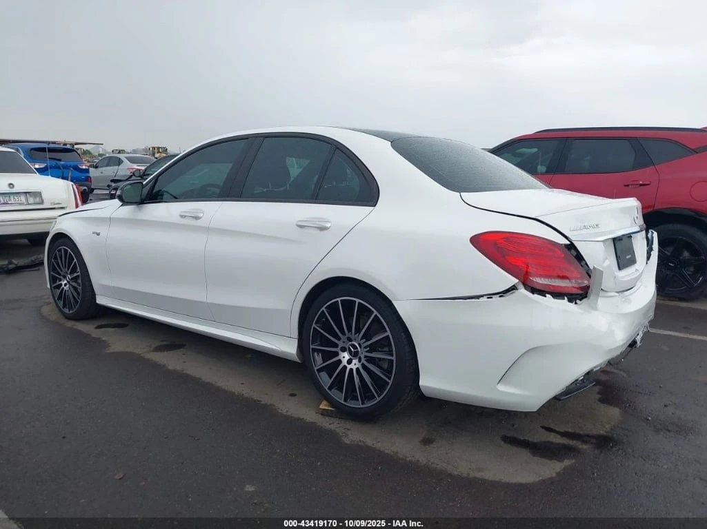 Mercedes-Benz C 43 AMG * CARFAX * БЕЗ ПЪРВОНАЧАЛНА ВНОСКА - изображение 3