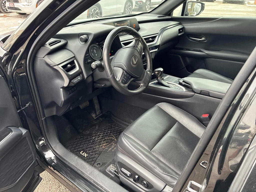 Lexus UX * 250h * CARFAX *    | Mobile.bg   5