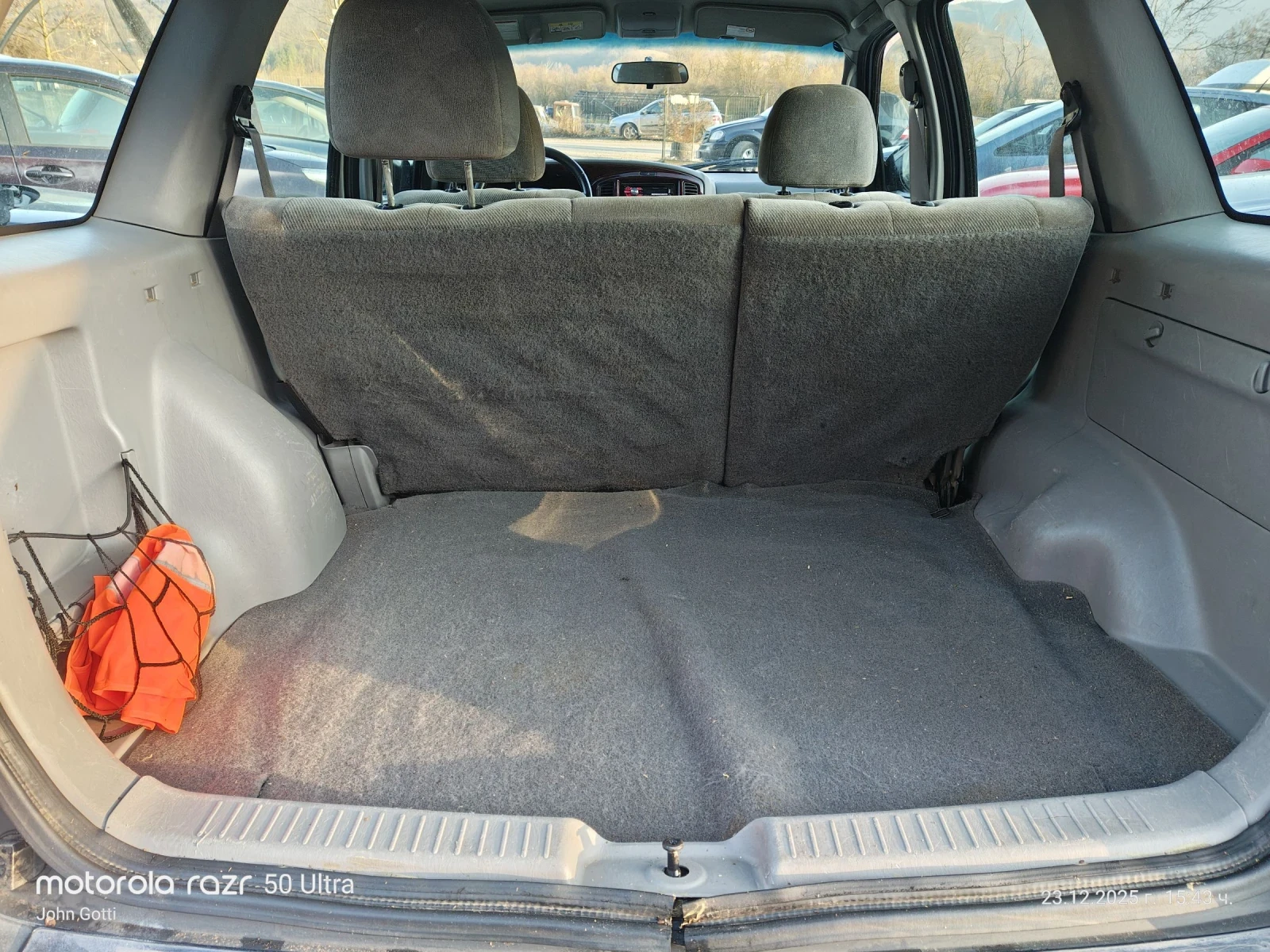 Mazda Tribute 2.0i 4+ 4 klimatik 124 k.c. | Mobile.bg � ����������� 14