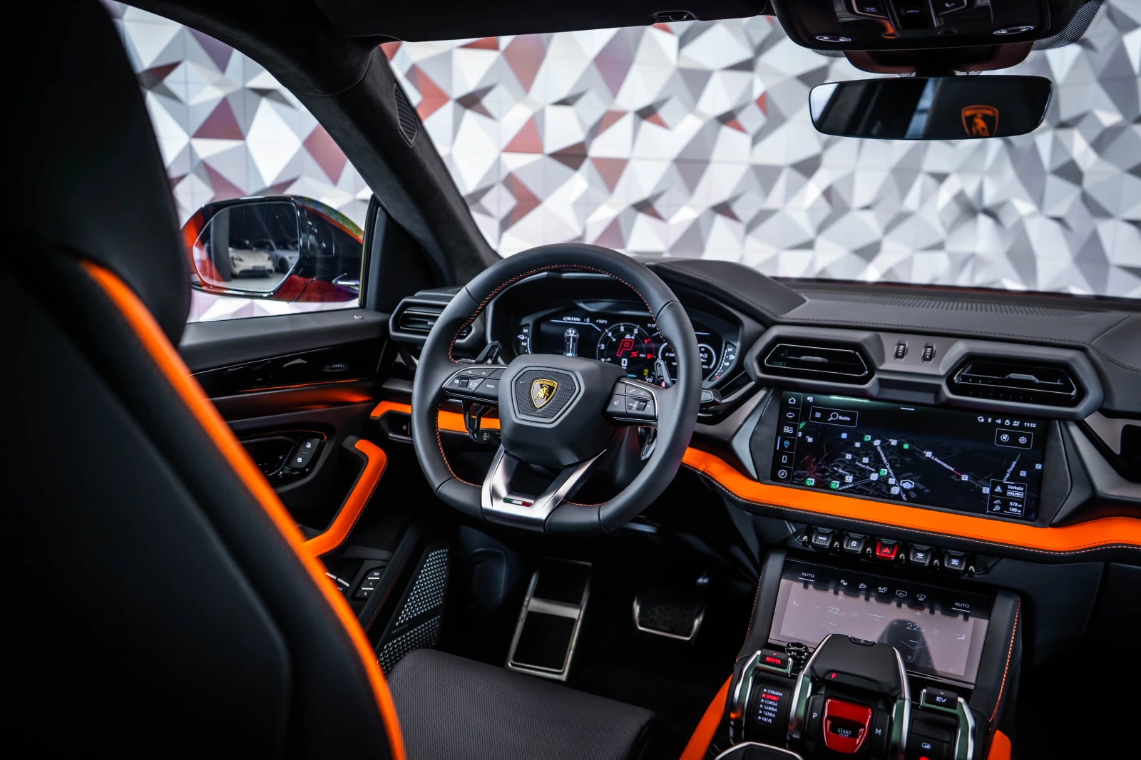 Lamborghini Urus SE Arancio Apodis | Mobile.bg � ����������� 10