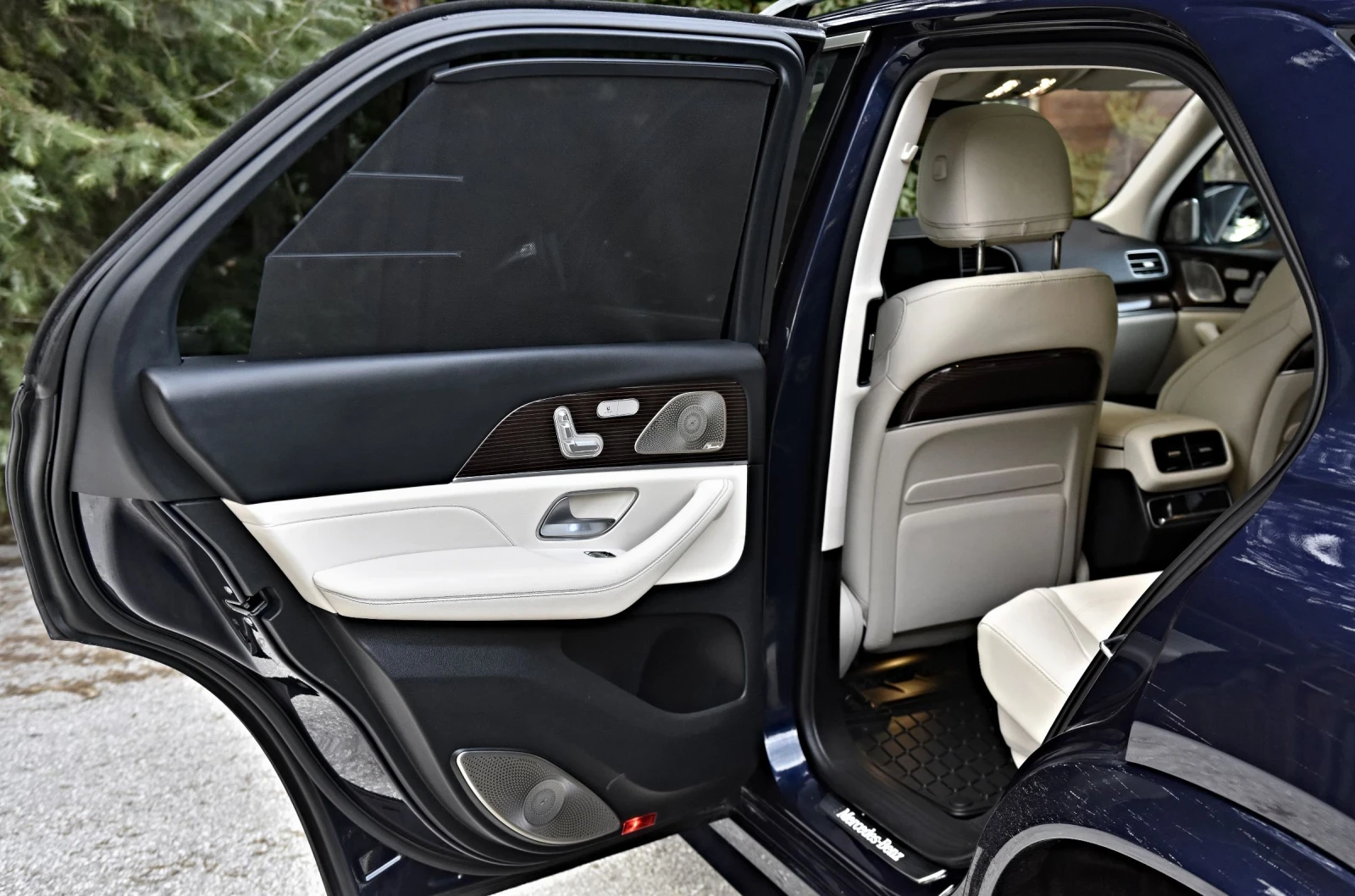 Mercedes-Benz GLE 400 Full AMG , снимка 10 - Автомобили и джипове - 53974798