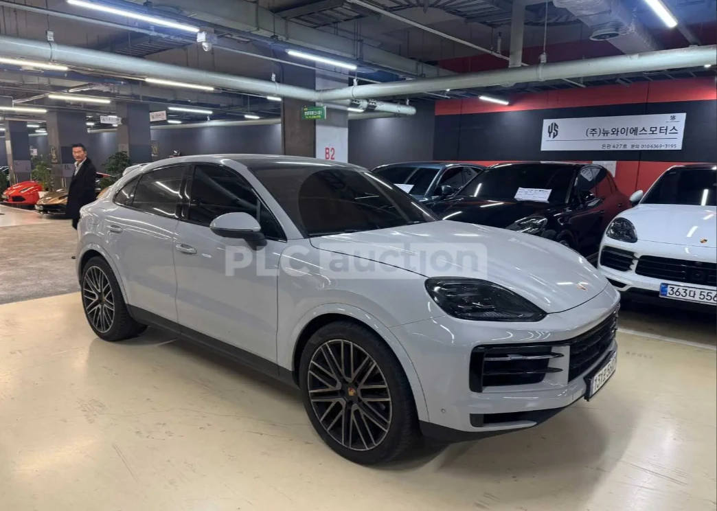 Porsche Cayenne COUPE* PEARL GRAY* DISTR