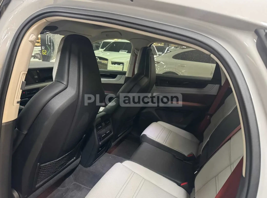 Porsche Cayenne COUPE* PEARL GRAY* DISTR, снимка 8 - Автомобили и джипове - 54247561