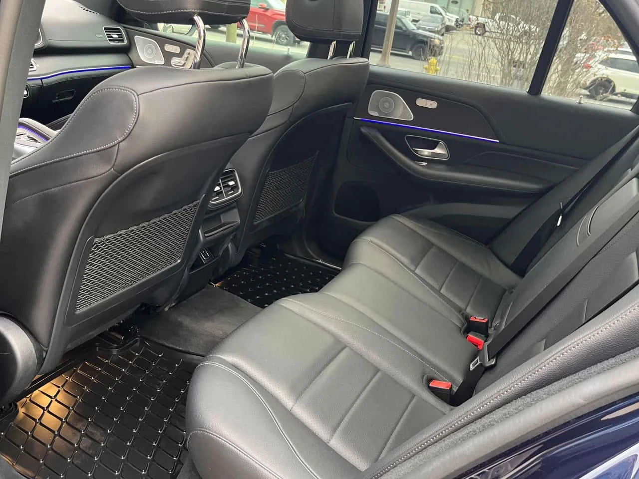 Mercedes-Benz GLE 450 4MATIC* DISTRONIC* 360* HUD* BURMESTER* AMBIENTNO*, снимка 11 - Автомобили и джипове - 54483583