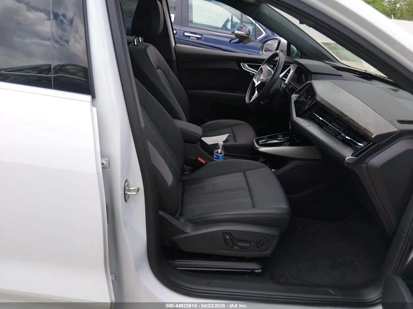 Audi Q4 E-Tron Premium Plus 40 Rwd, снимка 5 - Автомобили и джипове - 54664185