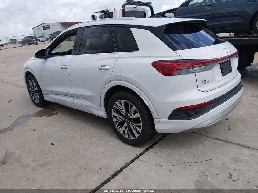 Audi Q4 E-Tron Premium Plus 40 Rwd, снимка 3 - Автомобили и джипове - 54664185