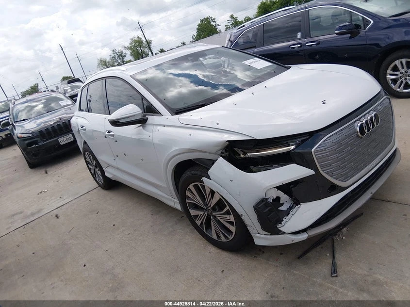 Audi Q4 E-Tron Premium Plus 40 Rwd, снимка 13 - Автомобили и джипове - 54664185
