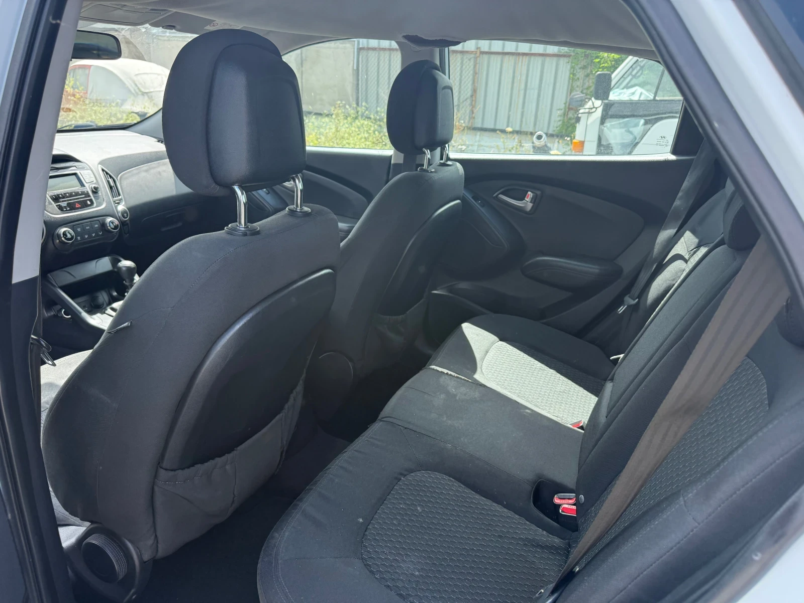Hyundai IX35 1.7 crdi 116кс, снимка 7 - Автомобили и джипове - 55134396