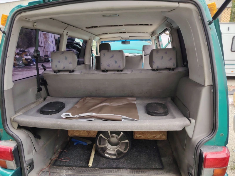 VW Caravelle, снимка 9 - Бусове и автобуси - 52065074