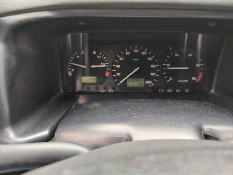 VW Caravelle, снимка 7 - Бусове и автобуси - 52065074