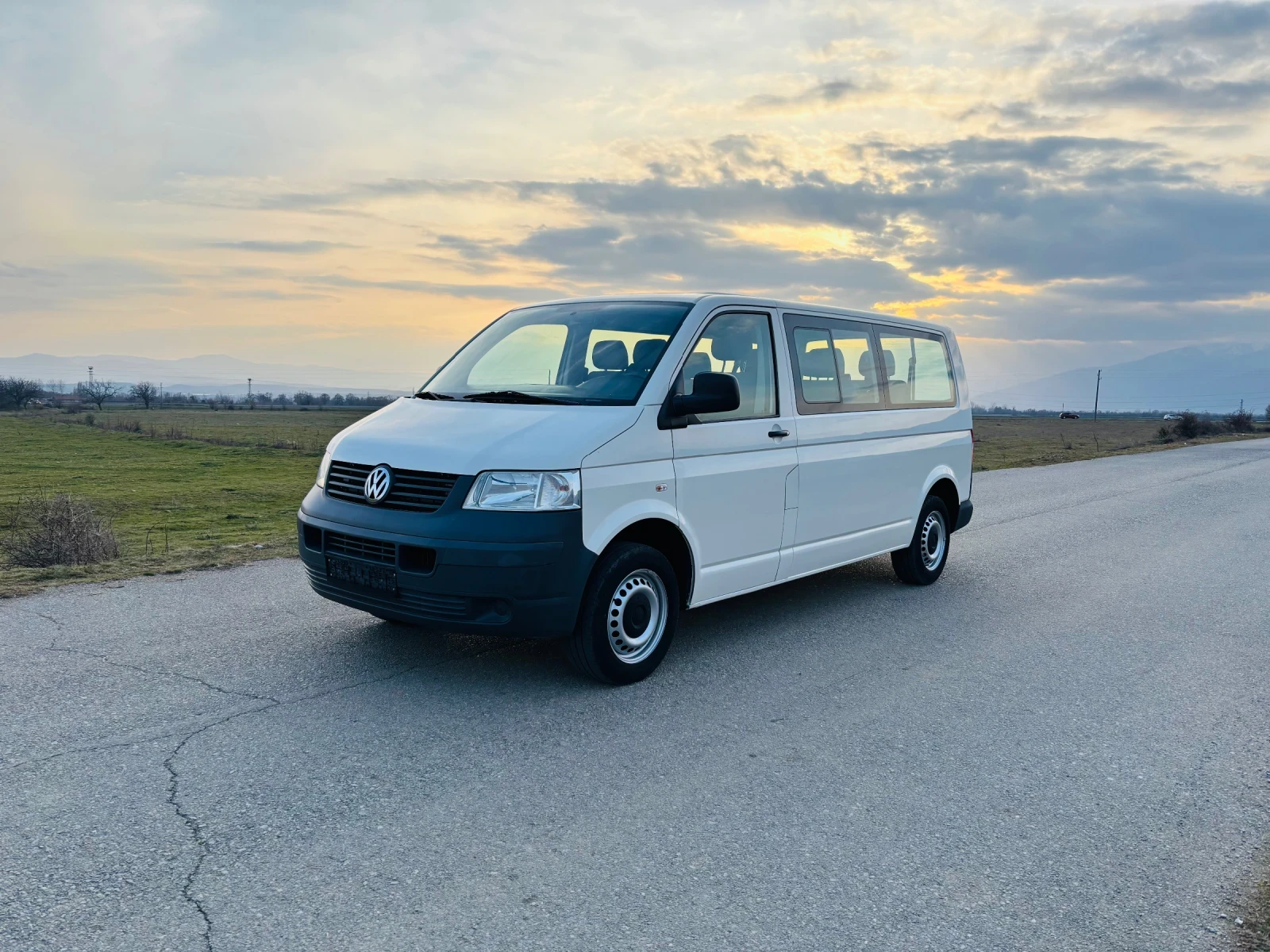 VW T5 1.9TDi-MAXI, снимка 6 - Бусове и автобуси - 53884906