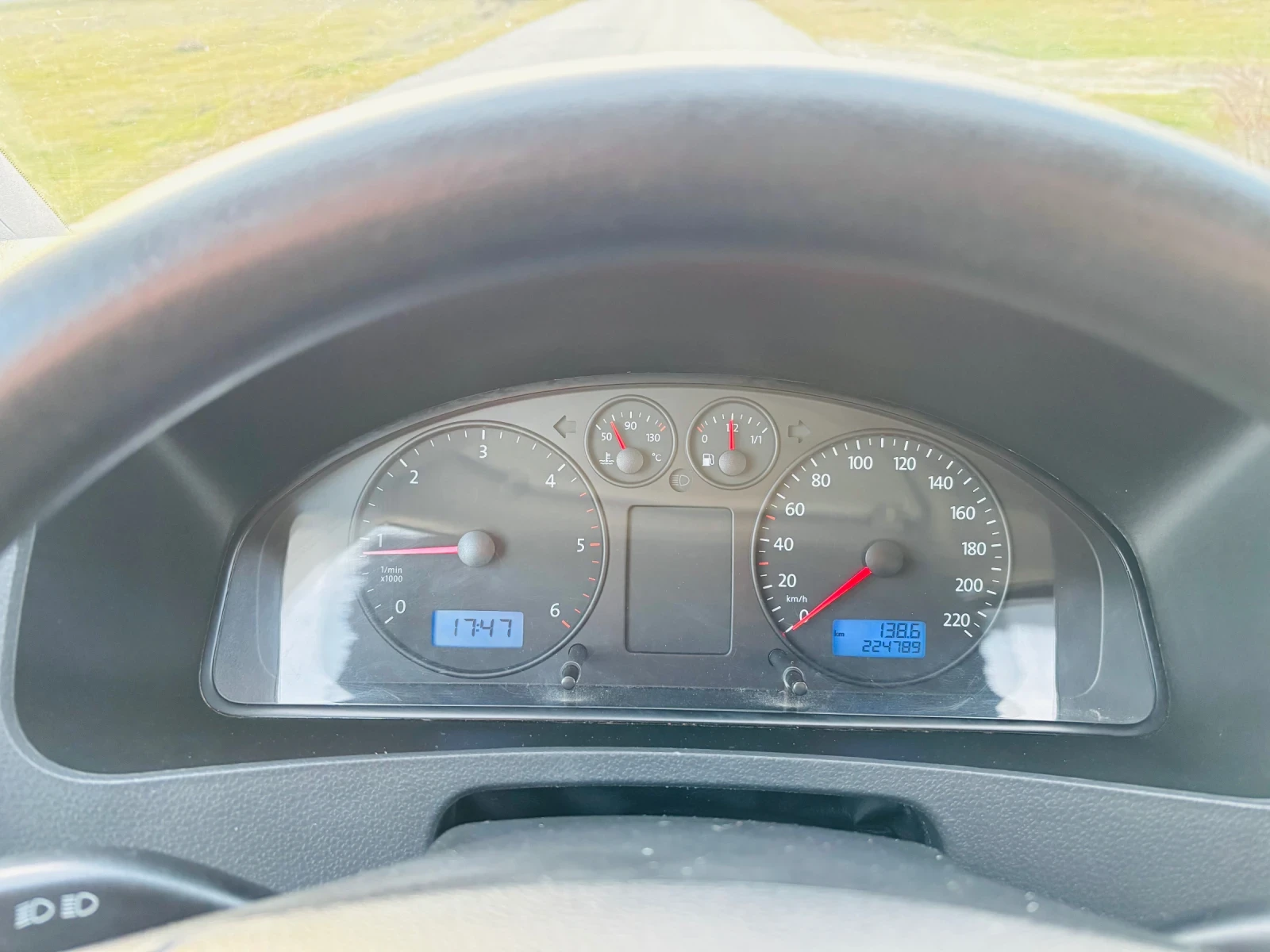 VW T5 1.9TDi-MAXI, снимка 13 - Бусове и автобуси - 53884906