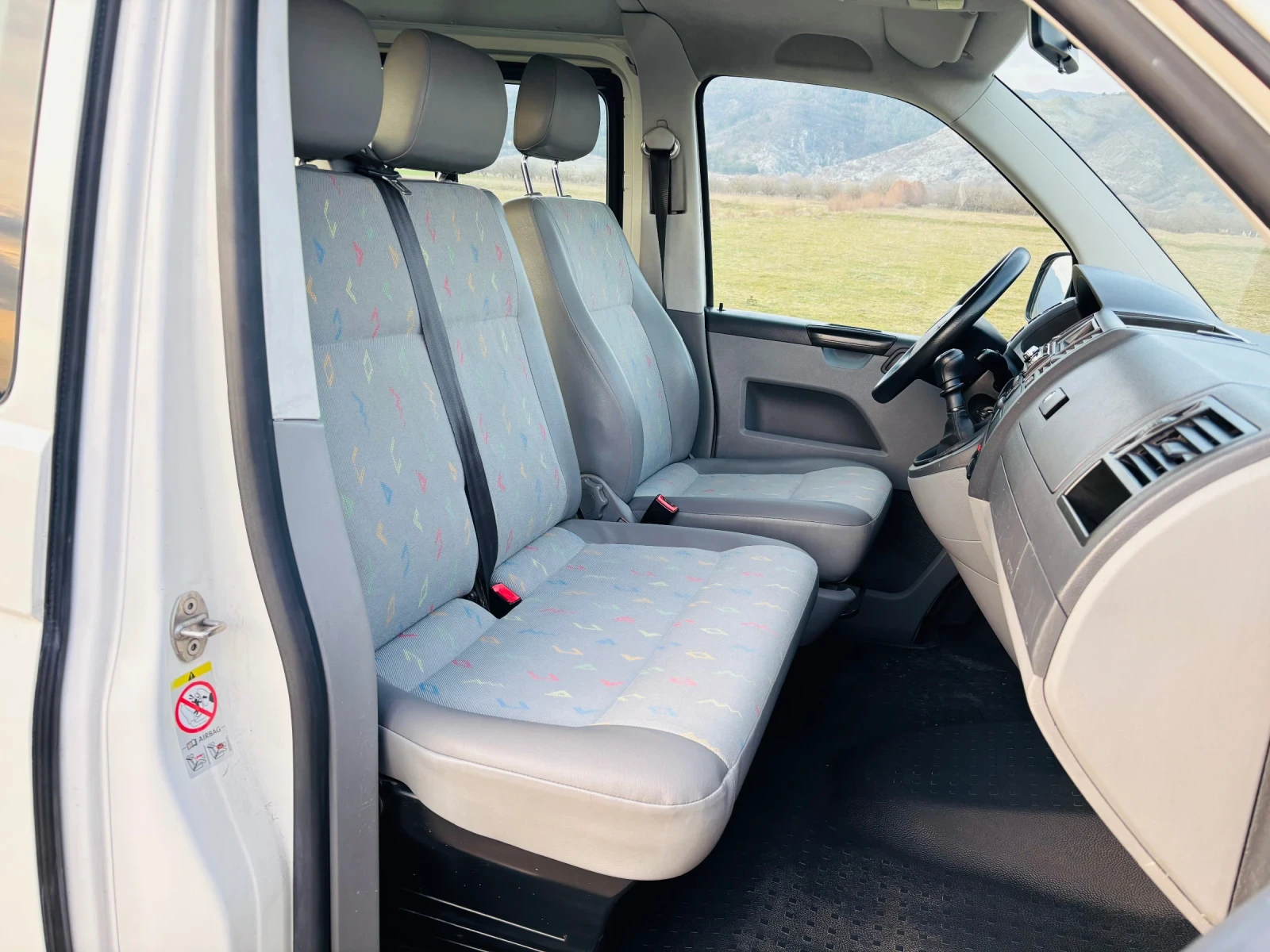 VW T5 1.9TDi-MAXI, снимка 8 - Бусове и автобуси - 53884906