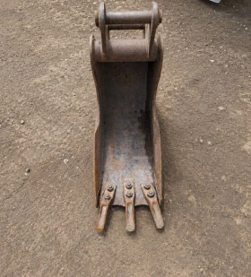 Багер Hitachi ZX50, снимка 6