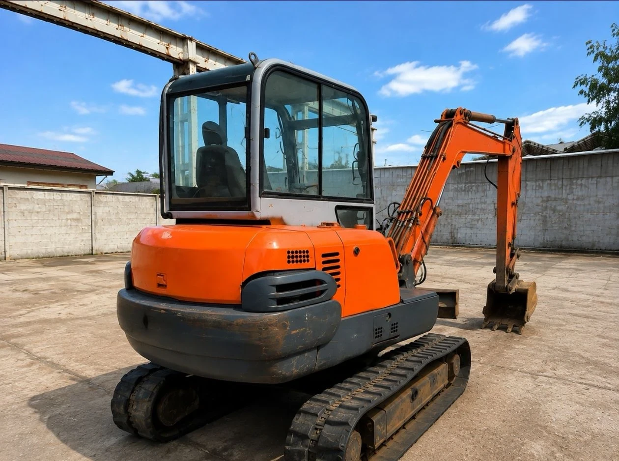 Багер Hitachi ZX50