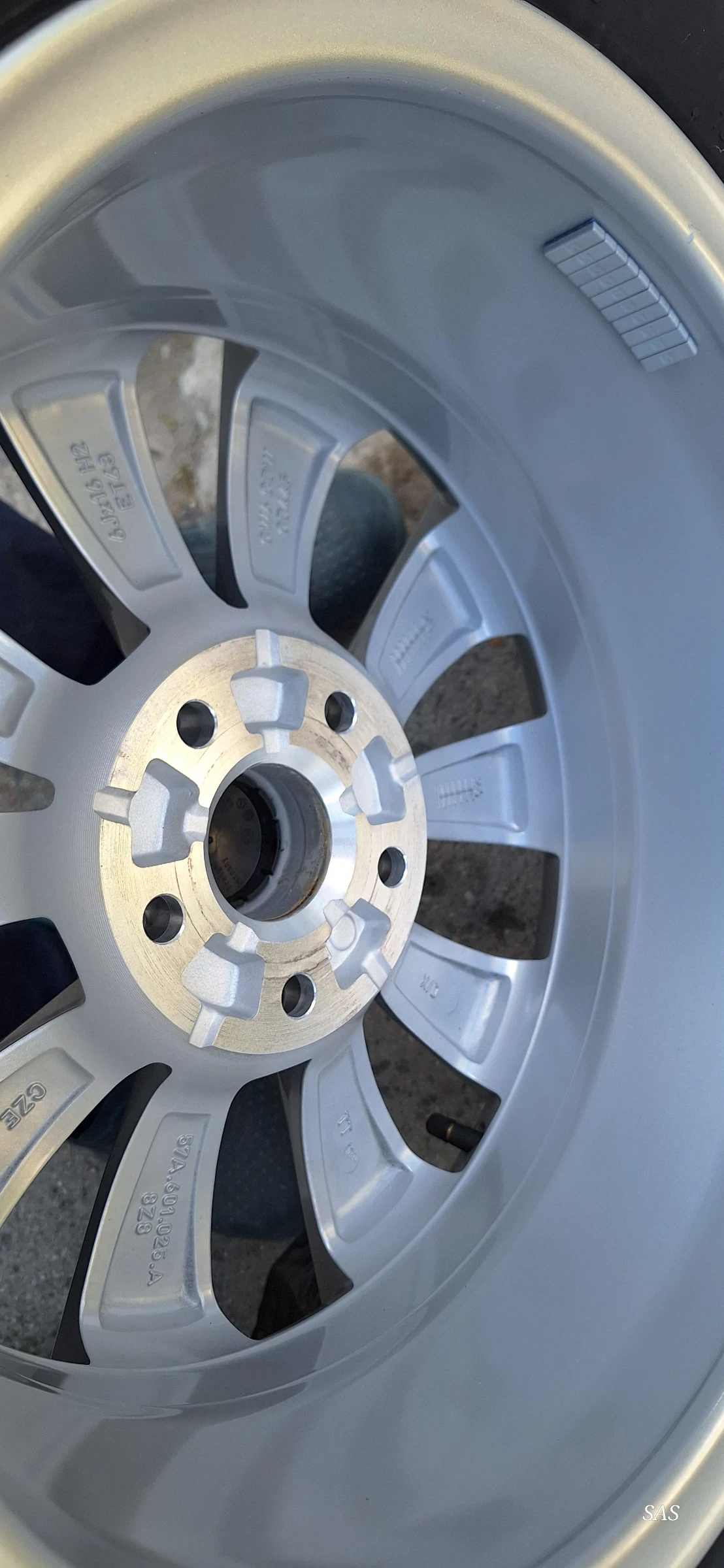 Гуми с джанти Bridgestone 215/60R16