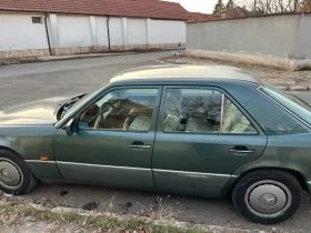 Mercedes-Benz E 200 124, снимка 4