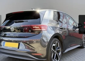 VW ID.3 Volkswagen ID.3 First Edition Plus 58kw | Mobile.bg    4