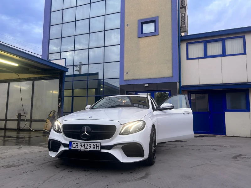 Mercedes-Benz E 220, снимка 5 - Автомобили и джипове - 48227983