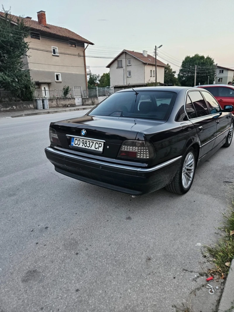 BMW 728 2.8 193кс , снимка 5 - Автомобили и джипове - 48490515