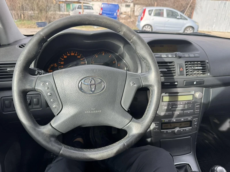 Toyota Avensis 2.0 D4D, снимка 14 - Автомобили и джипове - 49469651