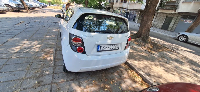 Chevrolet Aveo, снимка 2 - Автомобили и джипове - 51032041