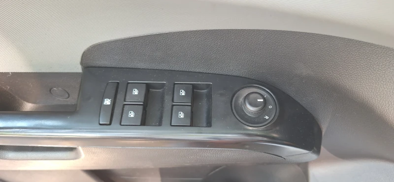 Chevrolet Aveo, снимка 14 - Автомобили и джипове - 51032041