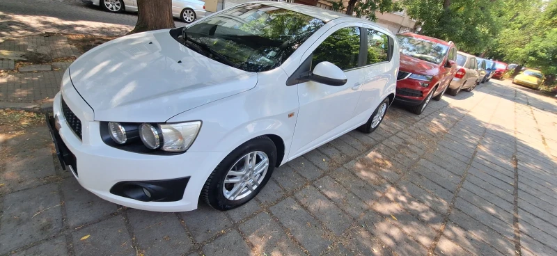 Chevrolet Aveo, снимка 3 - Автомобили и джипове - 51032041