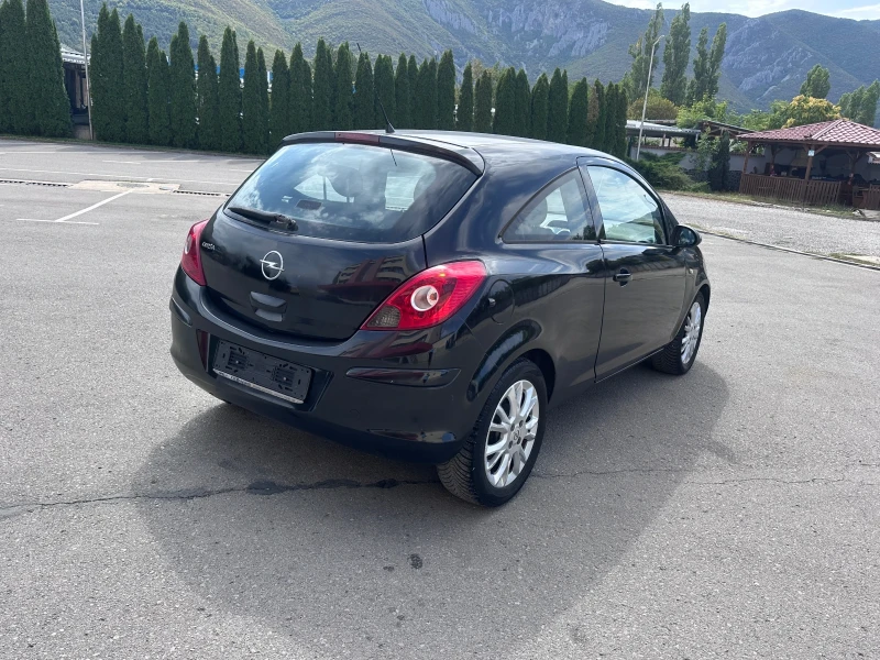 Opel Corsa 1.2i GAZ - KLIMATIK, снимка 5 - Автомобили и джипове - 51367723