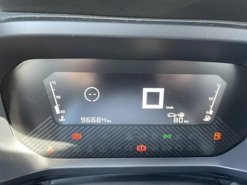 Citroen C4 1.5 BlueHDi 110к.с. 6ск, снимка 14 - Автомобили и джипове - 51670358