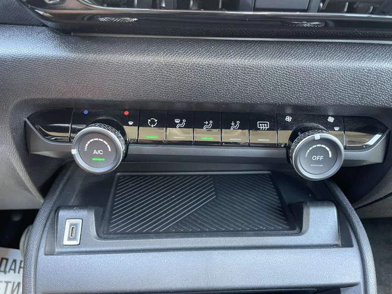 Citroen C4 1.5 BlueHDi 110к.с. 6ск, снимка 9 - Автомобили и джипове - 51670358