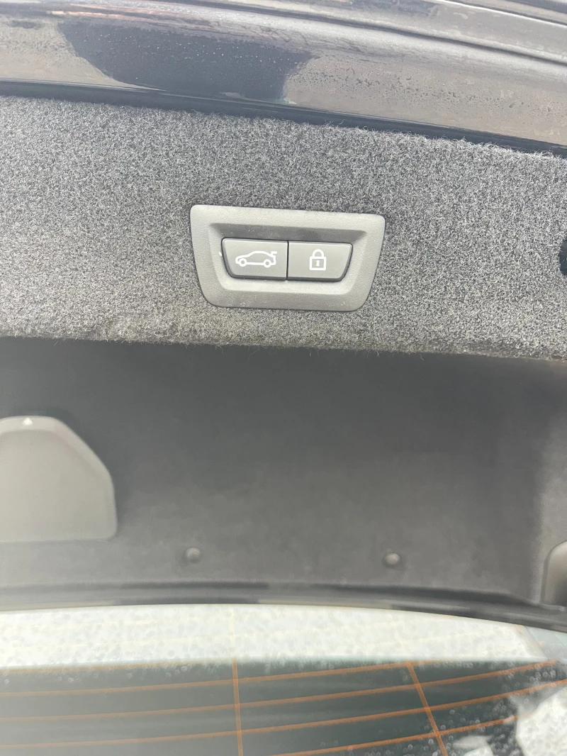 BMW 750 M-Sport Harman Kardon, снимка 12 - Автомобили и джипове - 52705167