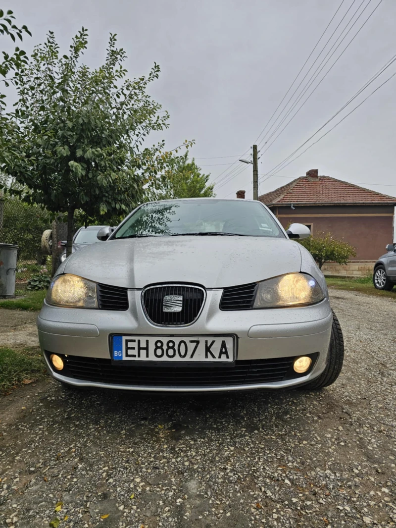 Seat Ibiza, снимка 2 - Автомобили и джипове - 52097560